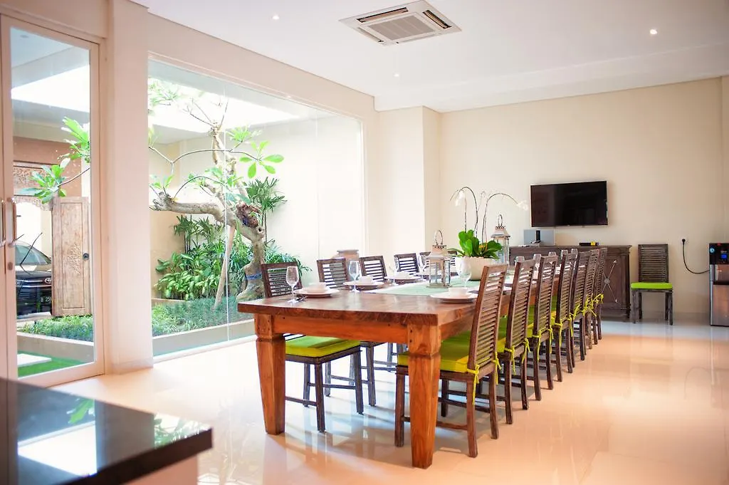 Villa Tepi Segara Sanur