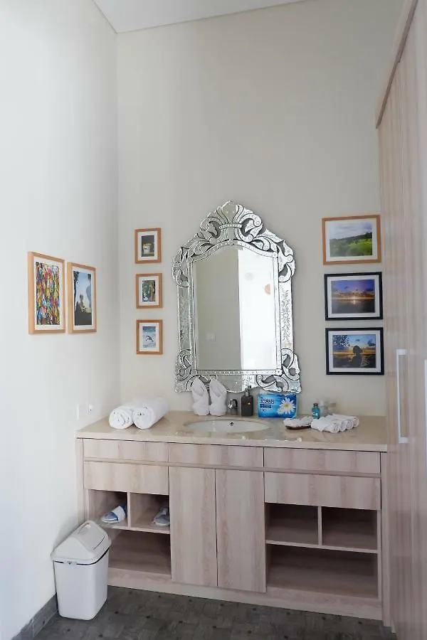 Villa Tepi Segara Sanur Endonezya