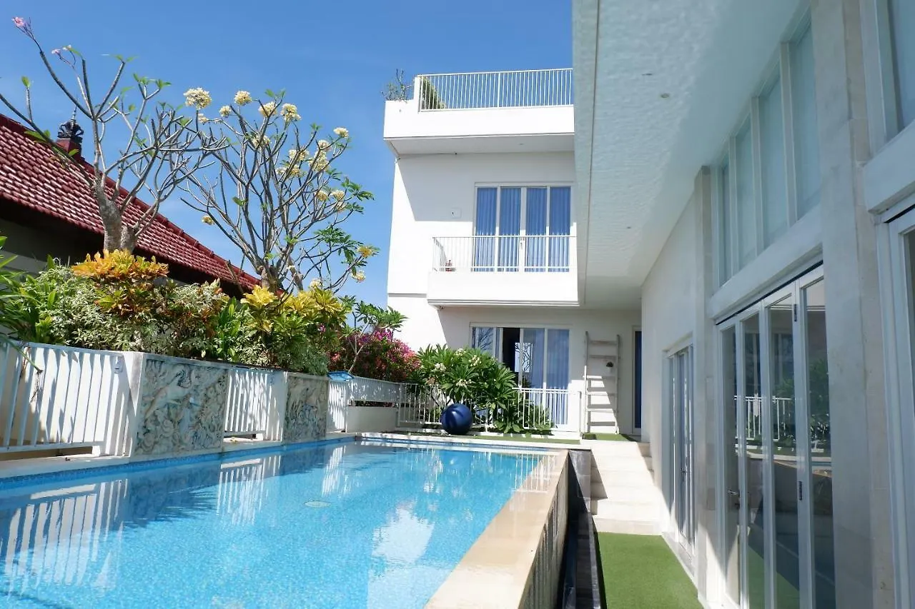 Villa Tepi Segara Sanur