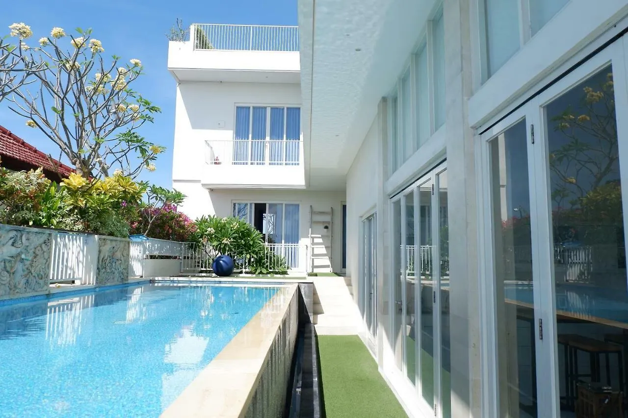 Villa Tepi Segara Sanur  Sanur (Bali)